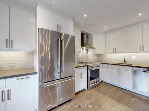 Photo 11 at 139 John West Way, Bayview Wellington, Aurora