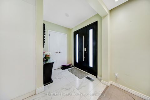 Photo 2 at 43 Aragon Avenue, Sullivan, Toronto