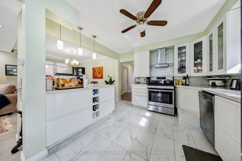 Photo 8 at 43 Aragon Avenue, Sullivan, Toronto