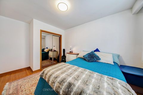 Photo 13 at 43 Aragon Avenue, Sullivan, Toronto