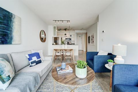 Photo 10 at 2001 - 10 Navy Wharf Court, Waterfront Communities C1, Toronto