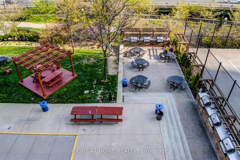 Photo 28 at 2001 - 10 Navy Wharf Court, Waterfront Communities C1, Toronto