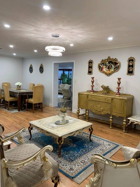 Photo 5 at 91 Lucas Street, Mill Pond, Richmond Hill