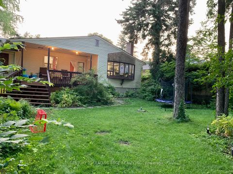 Photo 16 at 91 Lucas Street, Mill Pond, Richmond Hill