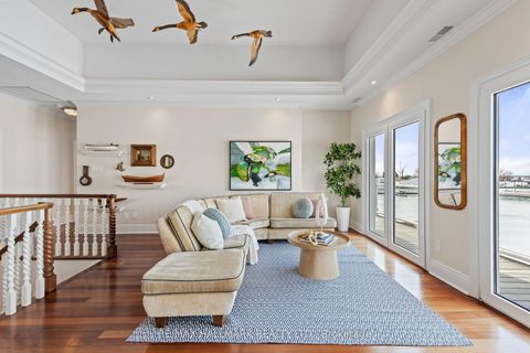 Photo 4 at 1275 Wharf Street, Bay Ridges, Pickering