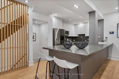 Photo 11 at 86 Albertus Avenue, Lawrence Park South, Toronto