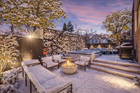 Photo 2 at B - 34 Coulson Avenue, Forest Hill South, Toronto