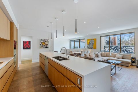 Photo 14 at B - 34 Coulson Avenue, Forest Hill South, Toronto