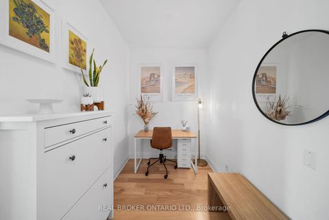 Photo 2 at 1305 - 83 Redpath Avenue, Mount Pleasant West, Toronto