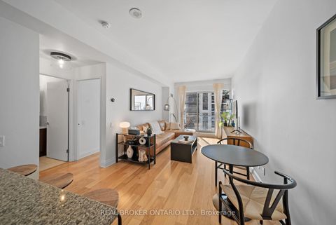 Photo 3 at 1305 - 83 Redpath Avenue, Mount Pleasant West, Toronto