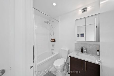 Photo 12 at 1305 - 83 Redpath Avenue, Mount Pleasant West, Toronto