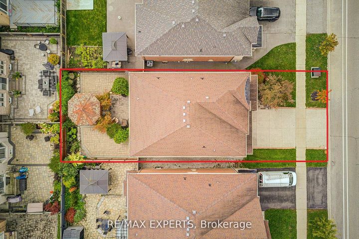 Photo 7 at 277 Chatfield Drive S, Vellore Village, Vaughan