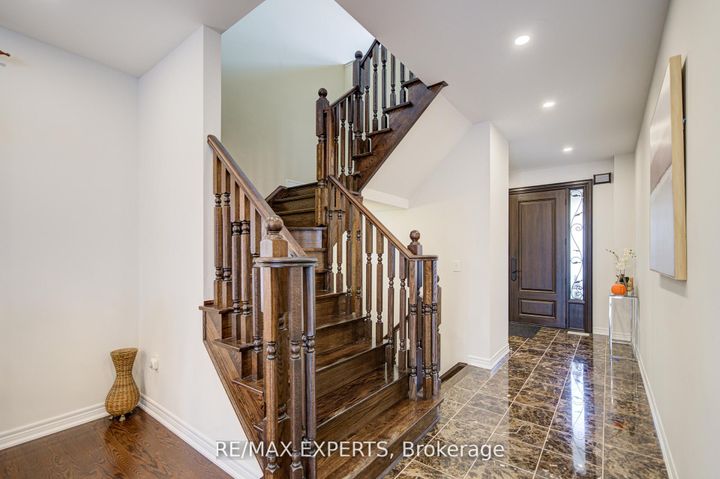 Photo 10 at 277 Chatfield Drive S, Vellore Village, Vaughan