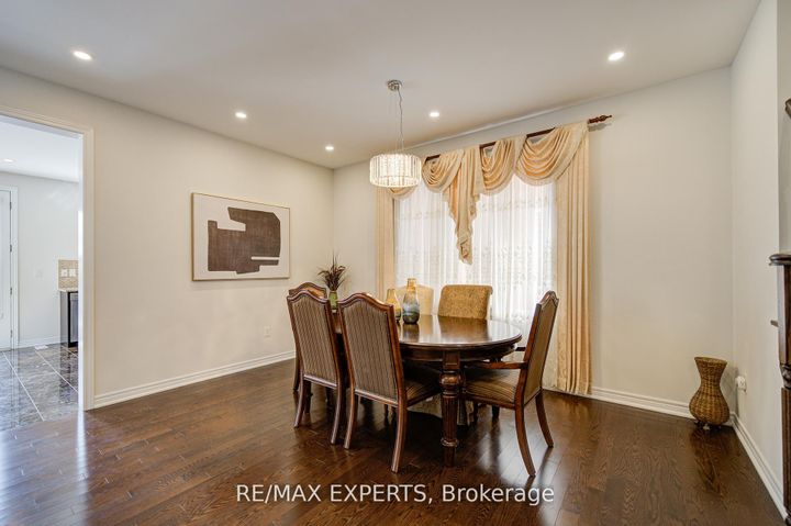 Photo 13 at 277 Chatfield Drive S, Vellore Village, Vaughan