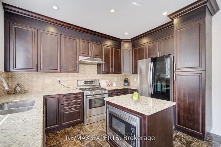 Photo 20 at 277 Chatfield Drive S, Vellore Village, Vaughan