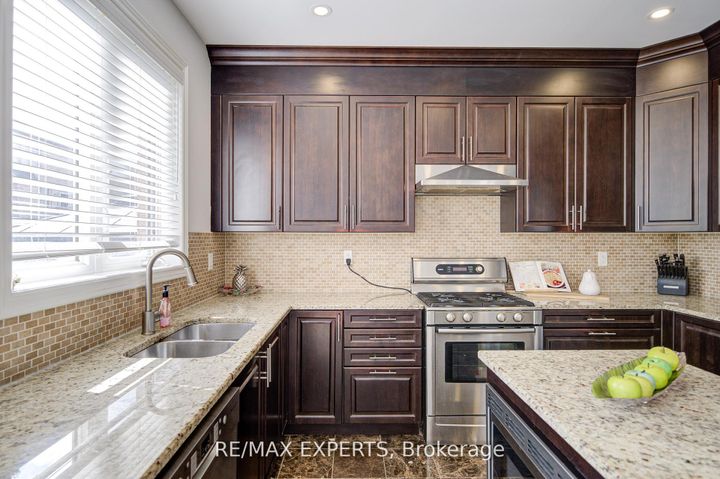 Photo 21 at 277 Chatfield Drive S, Vellore Village, Vaughan