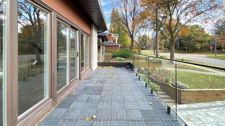 Photo 1 at 136 Denlow Boulevard, Don Mills, Toronto