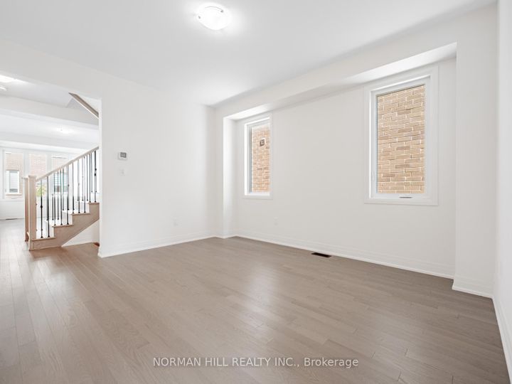 Photo 4 at 7 Lilestone Drive, Credit Valley, Brampton