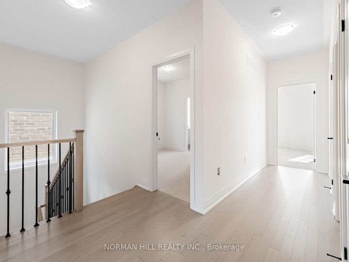 Photo 14 at 7 Lilestone Drive, Credit Valley, Brampton