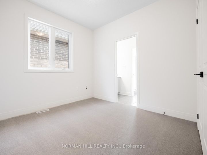 Photo 21 at 7 Lilestone Drive, Credit Valley, Brampton