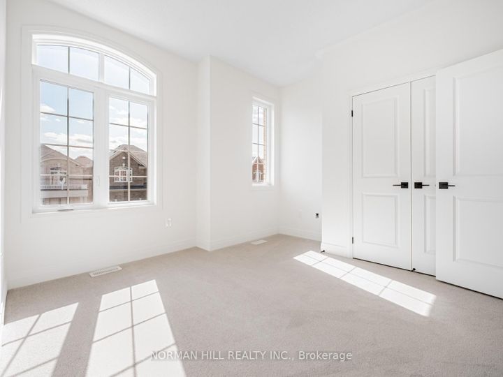 Photo 23 at 7 Lilestone Drive, Credit Valley, Brampton