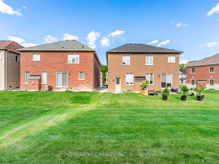 Photo 31 at 7 Lilestone Drive, Credit Valley, Brampton