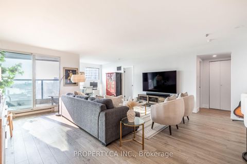 Photo 6 at 2212 - 77 Harbour Square, Waterfront Communities C1, Toronto