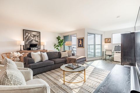 Photo 8 at 2212 - 77 Harbour Square, Waterfront Communities C1, Toronto