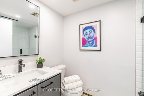 Photo 16 at 2212 - 77 Harbour Square, Waterfront Communities C1, Toronto