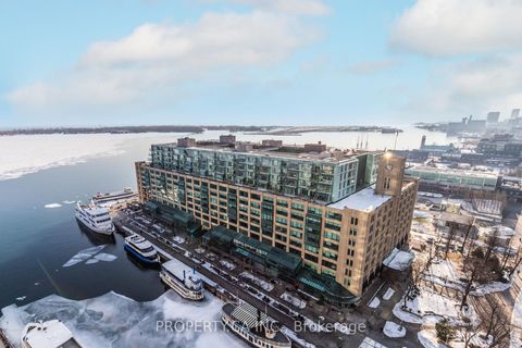 Photo 22 at 2212 - 77 Harbour Square, Waterfront Communities C1, Toronto