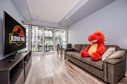 Photo 3 at 917 - 15 James Finlay Way, CFB, Toronto