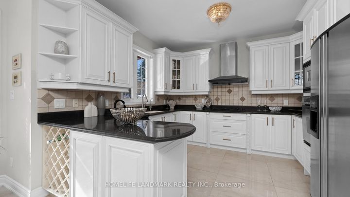 Photo 8 at 22 Appalachian Road, Rural Vaughan, Vaughan