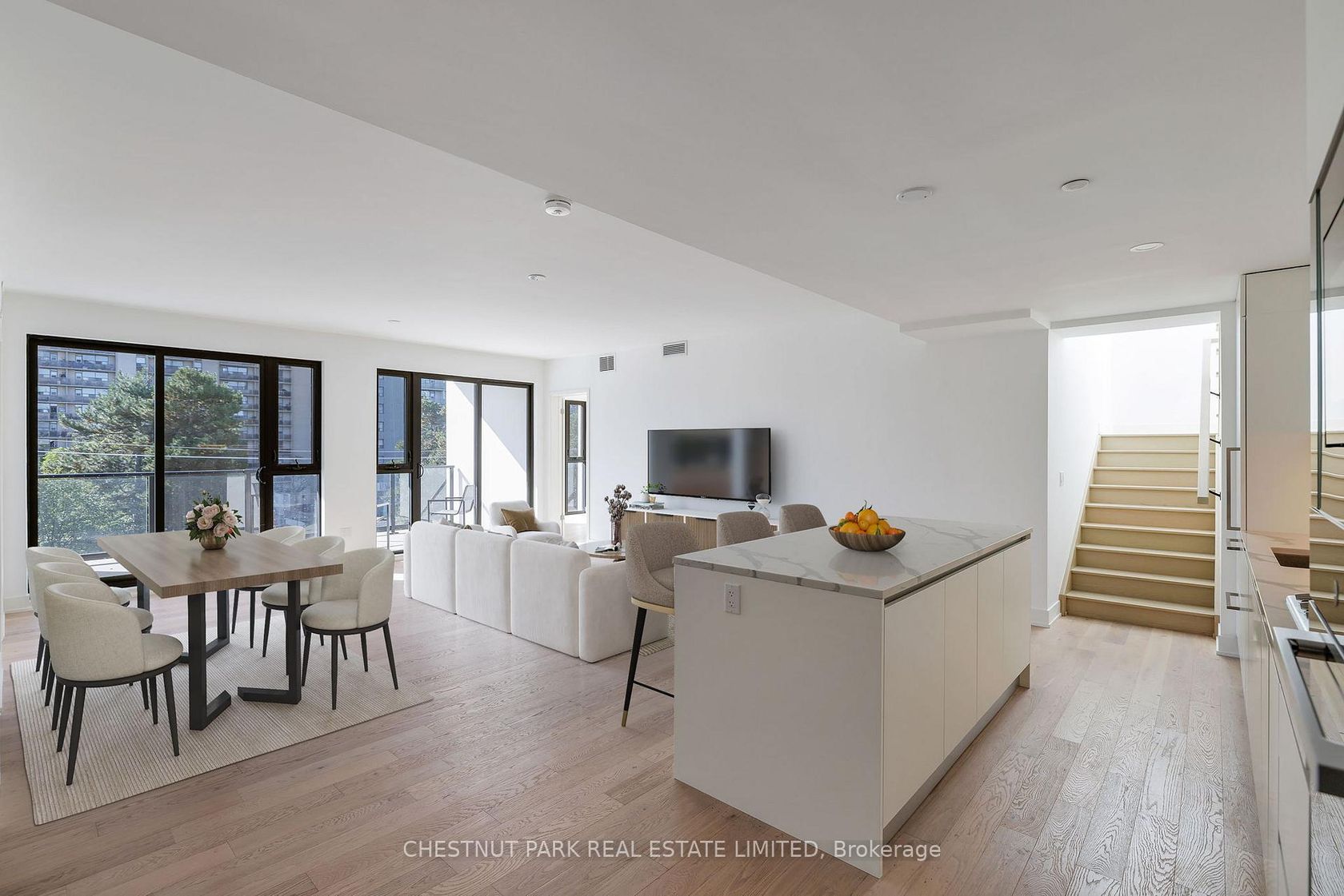 PH406 - 200 Keewatin Avenue, Mount Pleasant East, Toronto by Loree Meneguzzi Real Estate PH406 - 200 Keewatin Avenue, Mount Pleasant East, Toronto