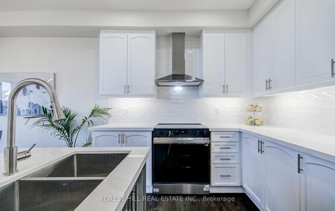 Photo 8 at 2 Bamburg Street, Sutton & Jackson's Point, Georgina