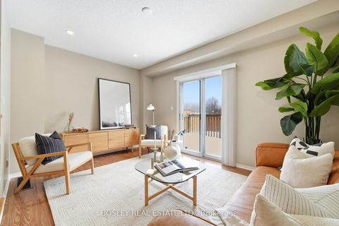 Photo 12 at 41 Dunsmore Crescent, Crosby, Richmond Hill