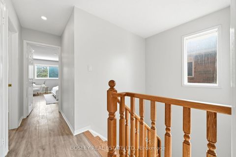 Photo 15 at 41 Dunsmore Crescent, Crosby, Richmond Hill