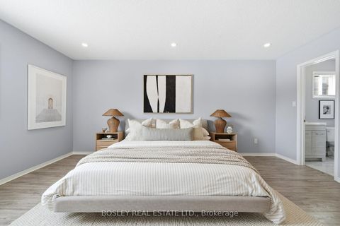 Photo 17 at 41 Dunsmore Crescent, Crosby, Richmond Hill