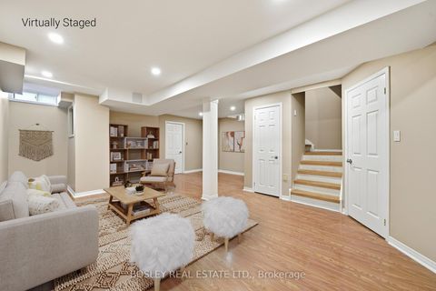 Photo 26 at 41 Dunsmore Crescent, Crosby, Richmond Hill