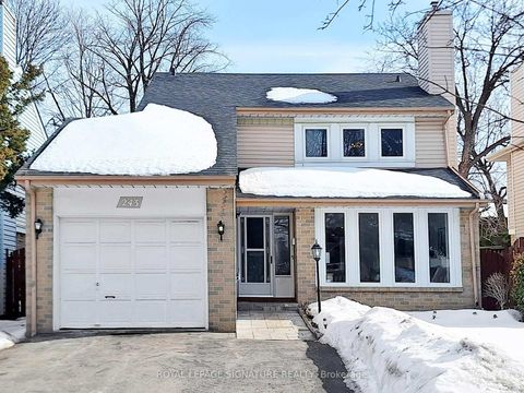 Photo 1 at 243 Huntsmill Boulevard, Steeles, Toronto