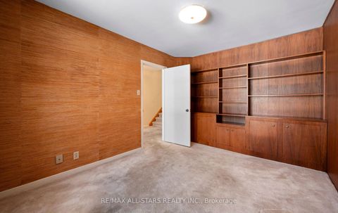 Photo 16 at 28 Montressor Drive, Windfields, Toronto