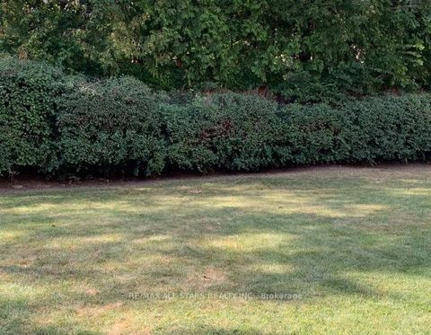 Photo 44 at 28 Montressor Drive, Windfields, Toronto