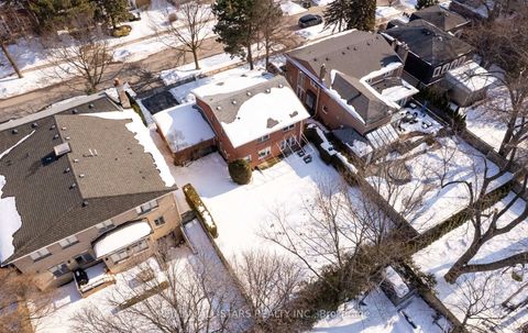 Photo 47 at 28 Montressor Drive, Windfields, Toronto