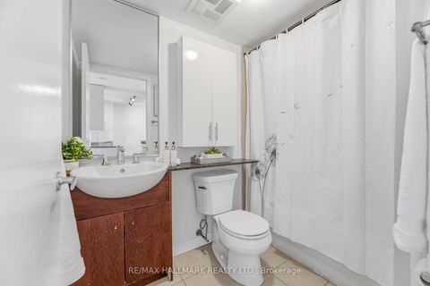 Photo 8 at 708 - 397 Front Street W, Waterfront Communities C1, Toronto