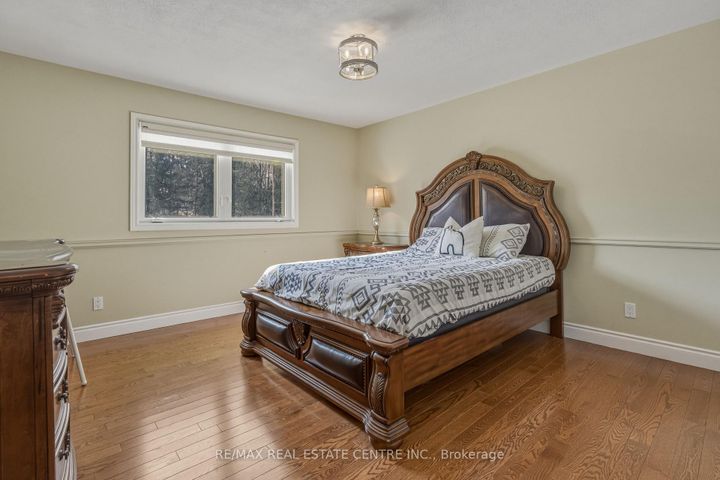 Photo 22 at 6 Iris Court, Carlisle, Hamilton