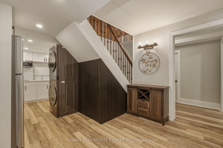 Photo 36 at 6 Iris Court, Carlisle, Hamilton