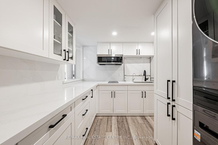 Photo 37 at 6 Iris Court, Carlisle, Hamilton