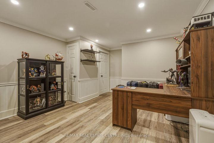 Photo 39 at 6 Iris Court, Carlisle, Hamilton