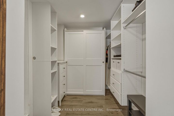 Photo 43 at 6 Iris Court, Carlisle, Hamilton