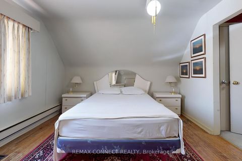 Photo 17 at 20 Brinloor Boulevard, Scarborough Village, Toronto