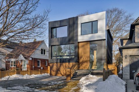 Photo 4 at 7 Bentley Drive, Queensway, Toronto